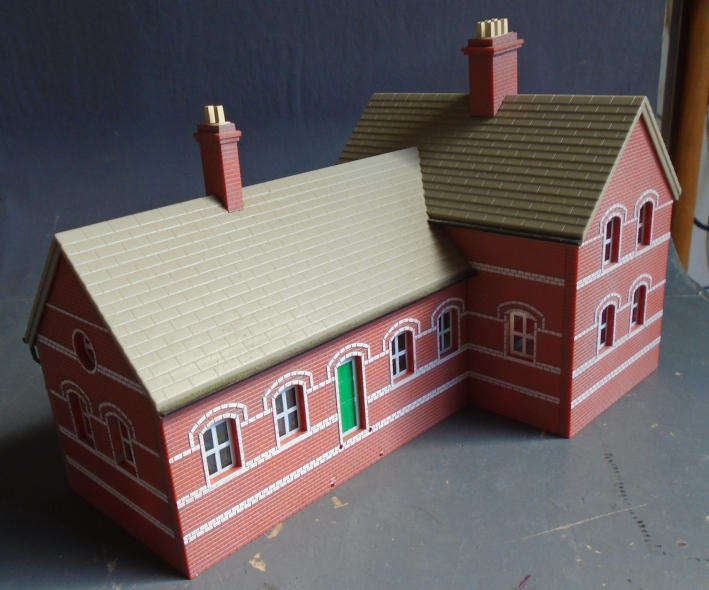 HO/OO SCALE - SCHOOL BUILDING