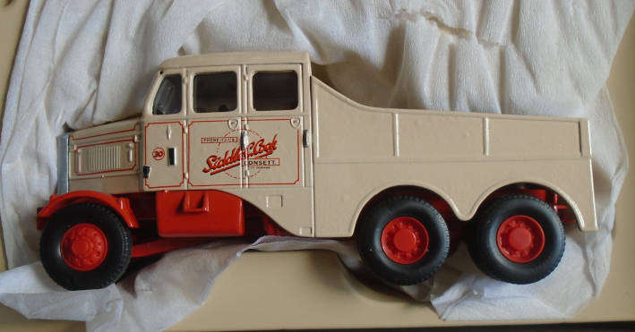 CORGI 1/50 SCALE - SCAMMELL CONSTRUCTOR TRUCK, BOXED