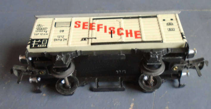 FLEISCHMANN HO SCALE - TIN PLATE DB SEEFISCHE GOODS WAGON, MADE IN US ZONE