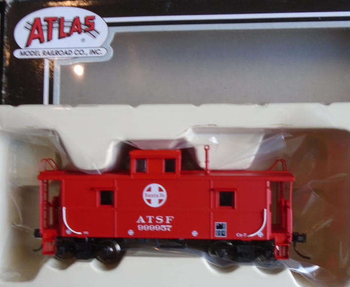 ATLAS HO SCALE - SANTA FE CUPOLACABOOSE , BOXED