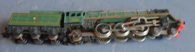 TRIX N SCALE - BRITANNIA STEAM LOCO/TENDER FOR SPARES OR REPAIRS