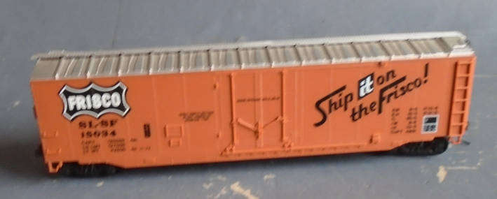 BACHMANN HO SCALE - SL-SF CLOSED GOODS WAGON