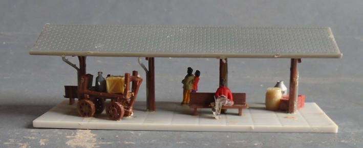 N SCALE - STATION PLATFORM - FOOT PRINT 80 X 30 mm