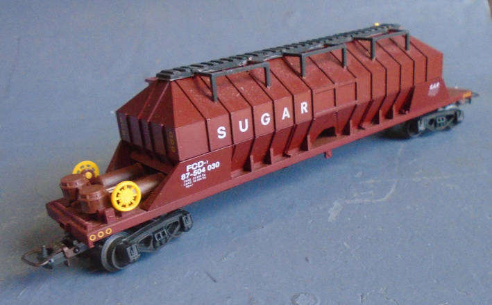 LIMA HO SCALE - SAR SUGAR WAGON, BOXED