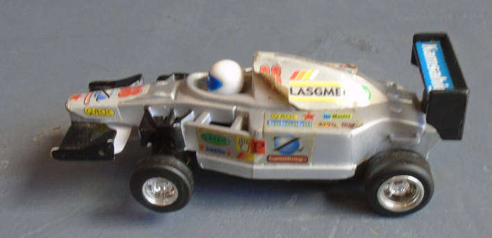 CHAD VALLEY 1/43 SCALE - SLOT CAR, MISSING 1 X TYRE