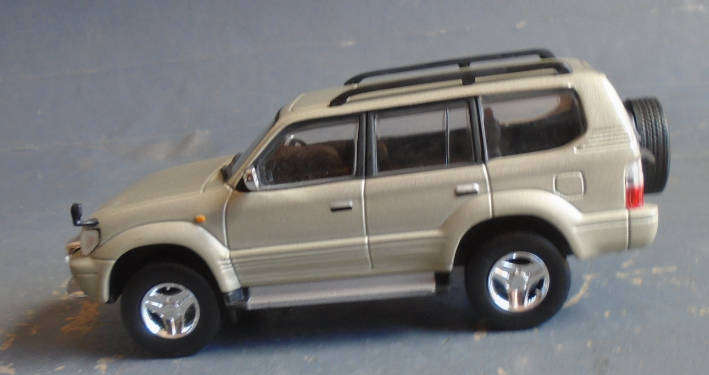 DEL PRADO 1/43 SCALE - TOYOTA LANDCRUISER