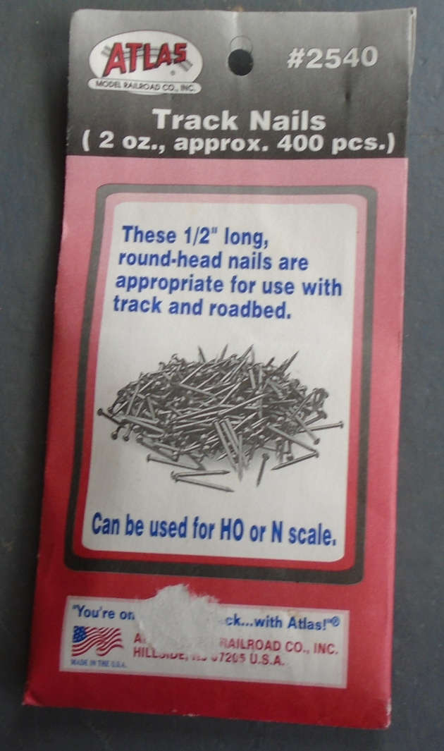 ATLAS HO&N SCALE - TRACK NAILS, IN PKT