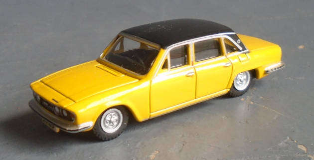 OXFORD OO SCALE - TRIUMPH SEDAN