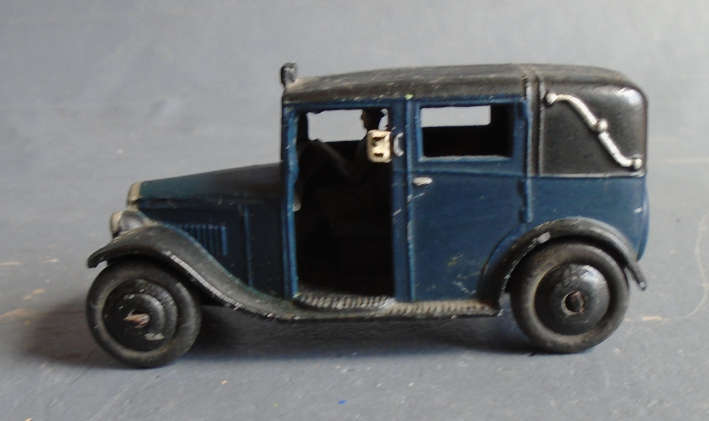 DINKY - 1936/1945 AUSTIN TAXI