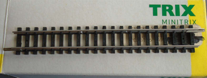 TRIX N SCALE - STRAIGHT TRACK 104.2 mm.