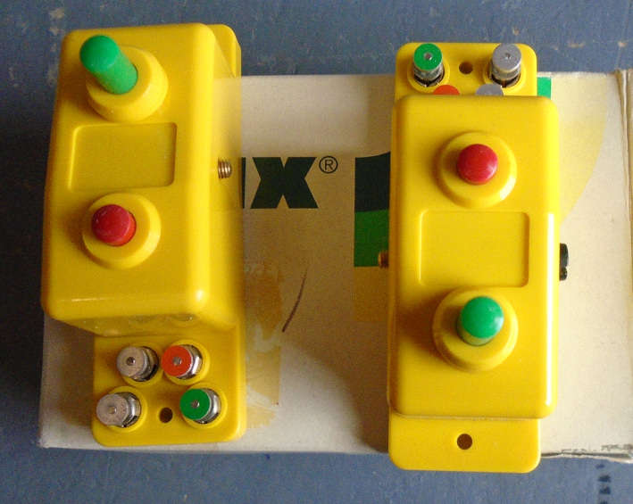 TRIX N SCALE - 66594 2 X DOUBLE FUNCTION CONTROLLER SWITCH - BOXED