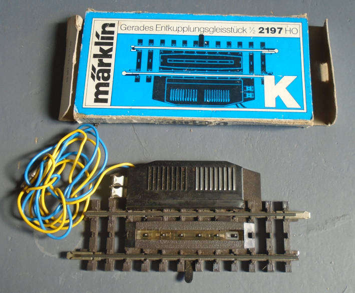 MARKLIN HO SCALE - UNCOUPLER, BOXED