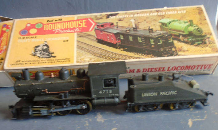 ROUNDHOUSE HO SCALE - UP 0-6-0 STEAM LOCO & TENDER, BOXED
