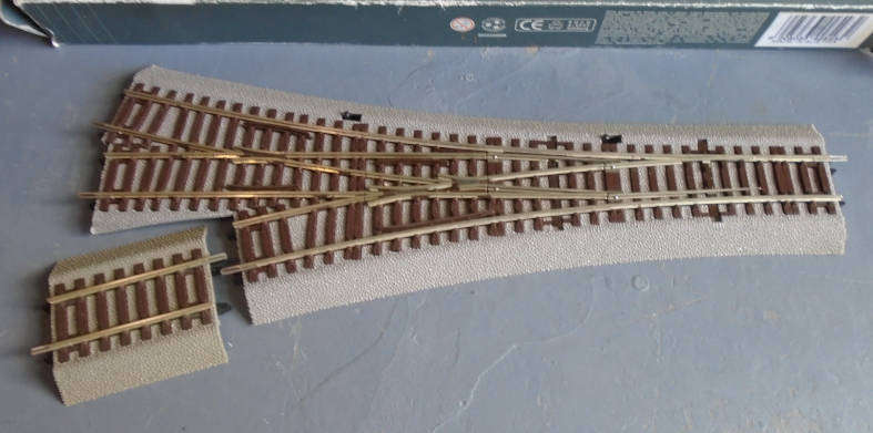 ROCO HO SCALE - 3-WAY POINT, BOXED