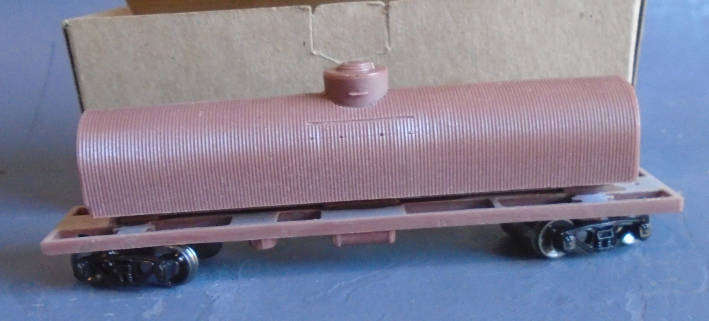 STANDER MODELS HO SCALE - SAR WATER TANKER, BOXED