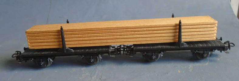 MARKLIN HO SCALE - DOUBLE WOOD WAGON