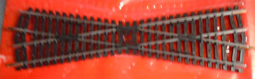 LIMA HO SCALE - CROSSING