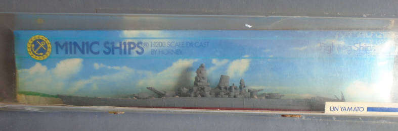 MINIC DIE CAST SHIPS by CORGI 1:1200 SCALE - LIN YAMATO