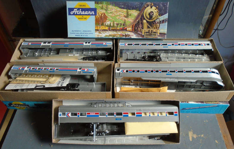 ATHEARN HO SCALE - 5 X AMTRAK COACH KITS, ALL BOXED