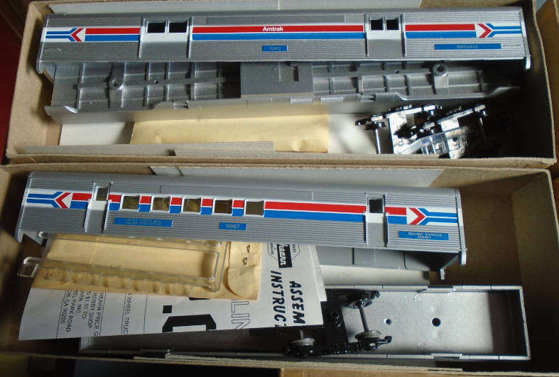 ATHEARN HO SCALE - 5 X AMTRAK COACH KITS, ALL BOXED