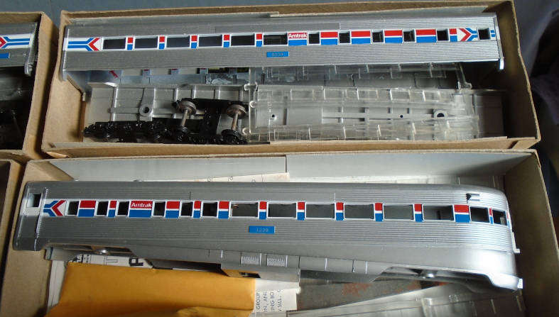 ATHEARN HO SCALE - 5 X AMTRAK COACH KITS, ALL BOXED