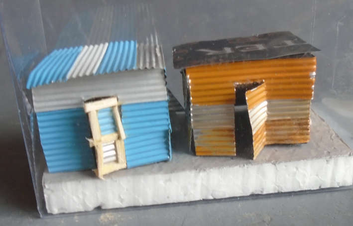 HO SCALE - INFORMAL HOUSE