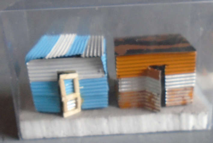 HO SCALE - INFORMAL HOUSE