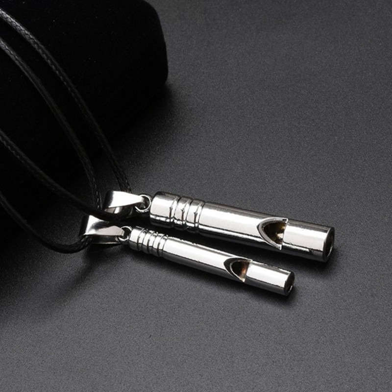 1 Piece Titanium Alloy Emergency Whistle