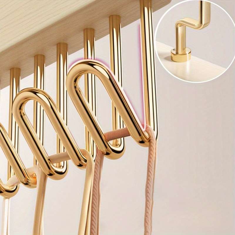 1 Wooden Clothes Hanger With 8 Hooks