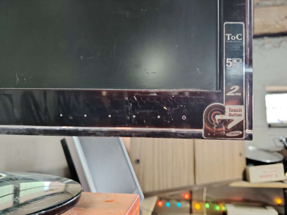 Samsung monitor 1080p *PLEASE READ*