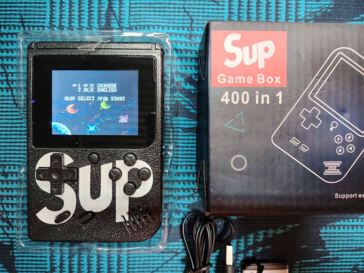 SUP 400 in 1 Game box with extra battery
