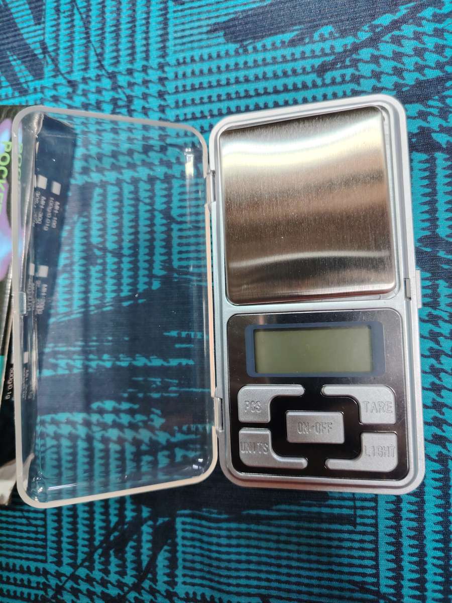 NEW pocket scale / jewelry scale