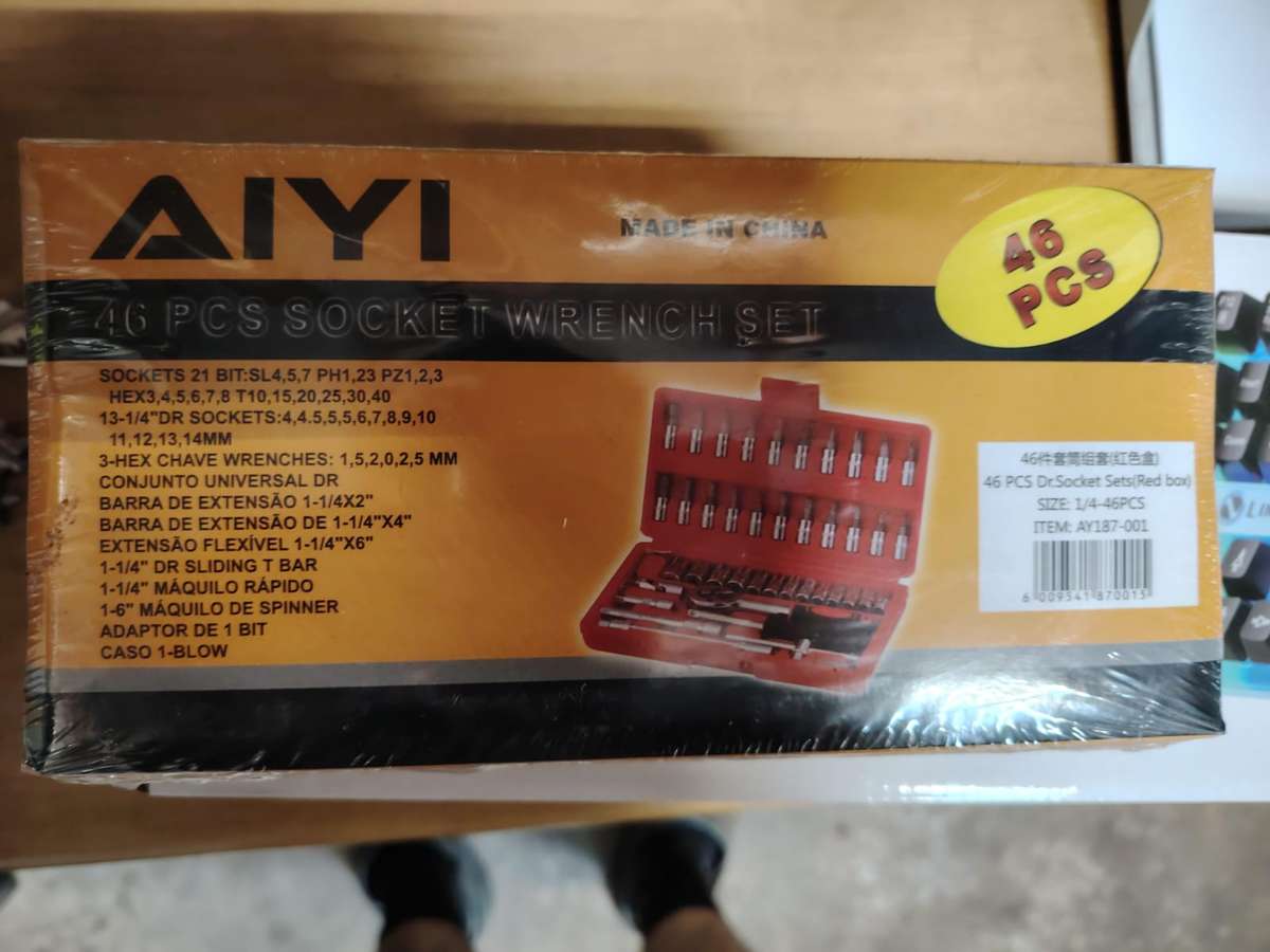 46 PCS Socket wrench set *NEW*