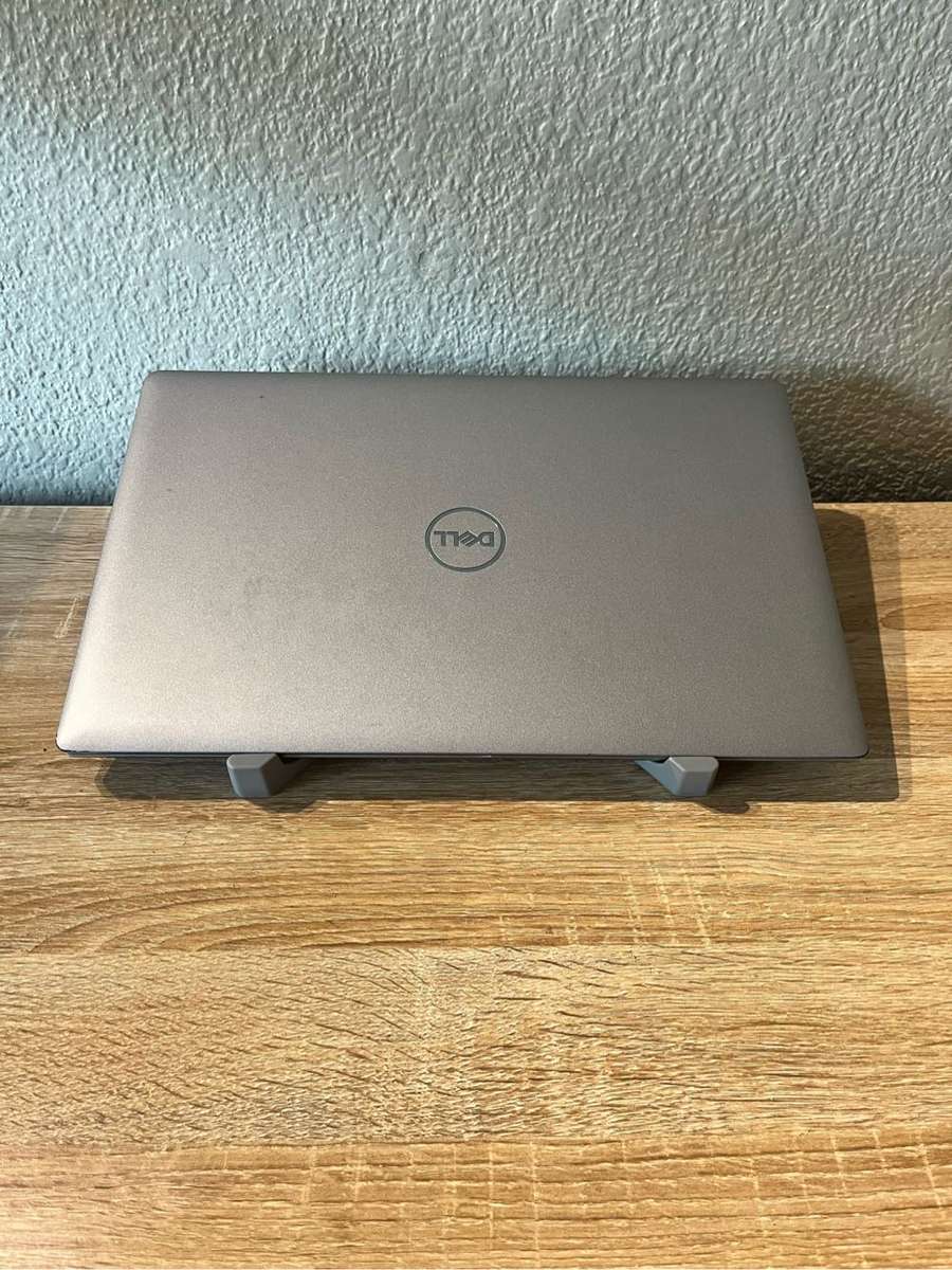Dell Latitude  5520 Core i7 11th Gen