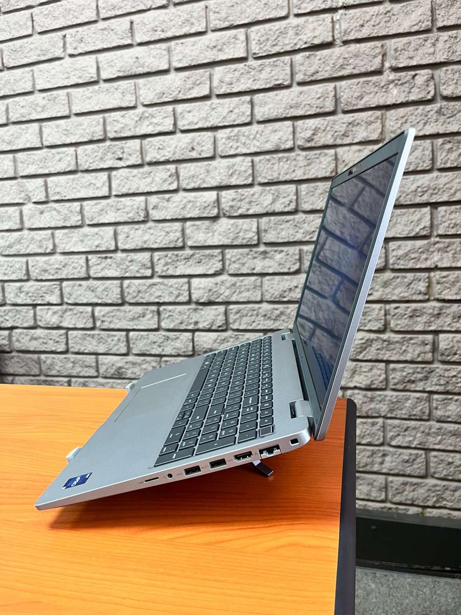 Dell Latitude 5540 Core i5 vPro 13th Gen