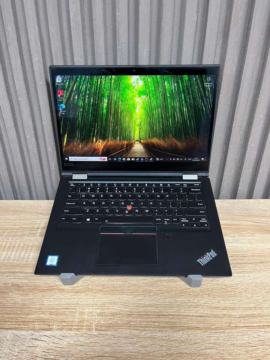Lenovo ThinkPad Yoga x390 Core i5 vPro 8th Gen