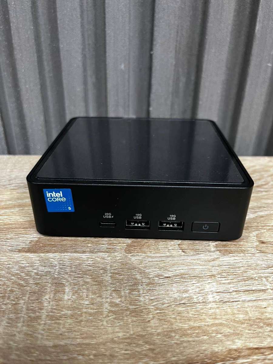 Asus NUC15CRK Mini PC Intel Core 5 210H