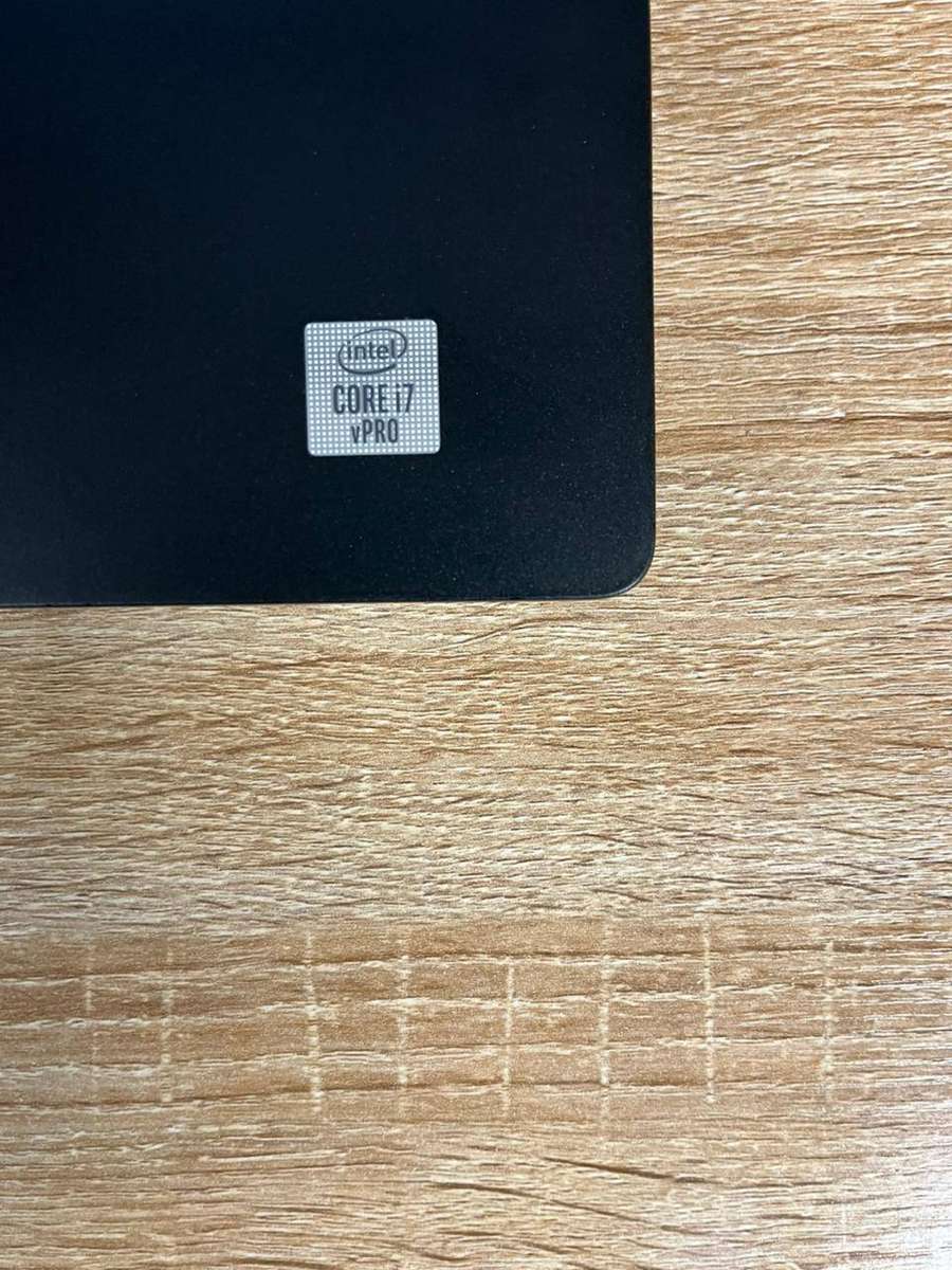 Dell Precision 7750 mobile workstation with Intel Core i7 10th Gen, 32GB RAM, 1TB SSD