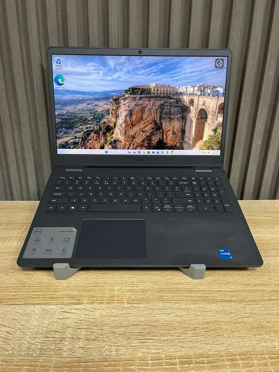 Dell Vostro 3500   Intel Core i5 11th Gen