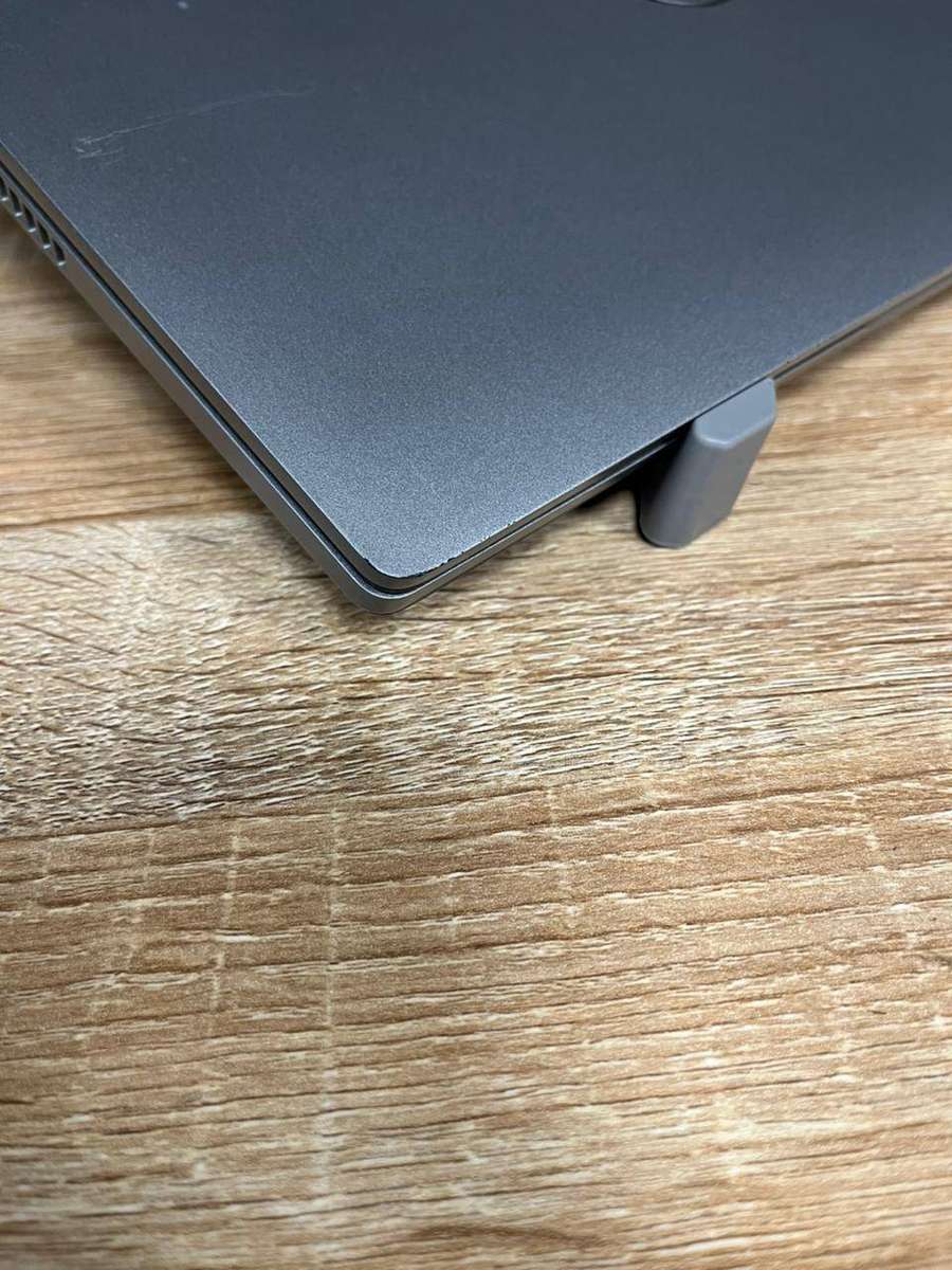 Dell Latitude 5430  Intel Core i7 vPro 12th Gen