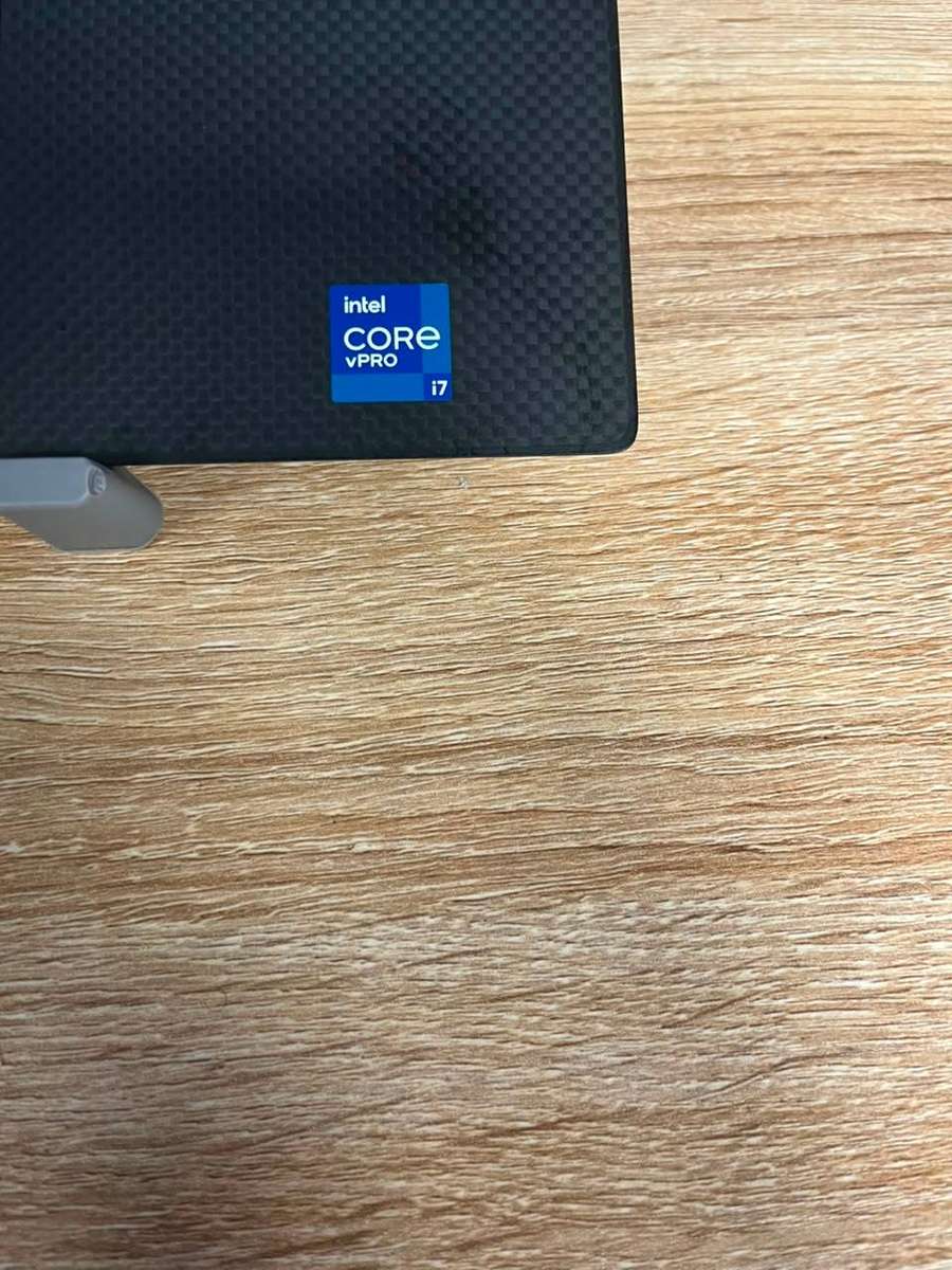 Dell Precision 5560Core i7 vPro 11th Gen