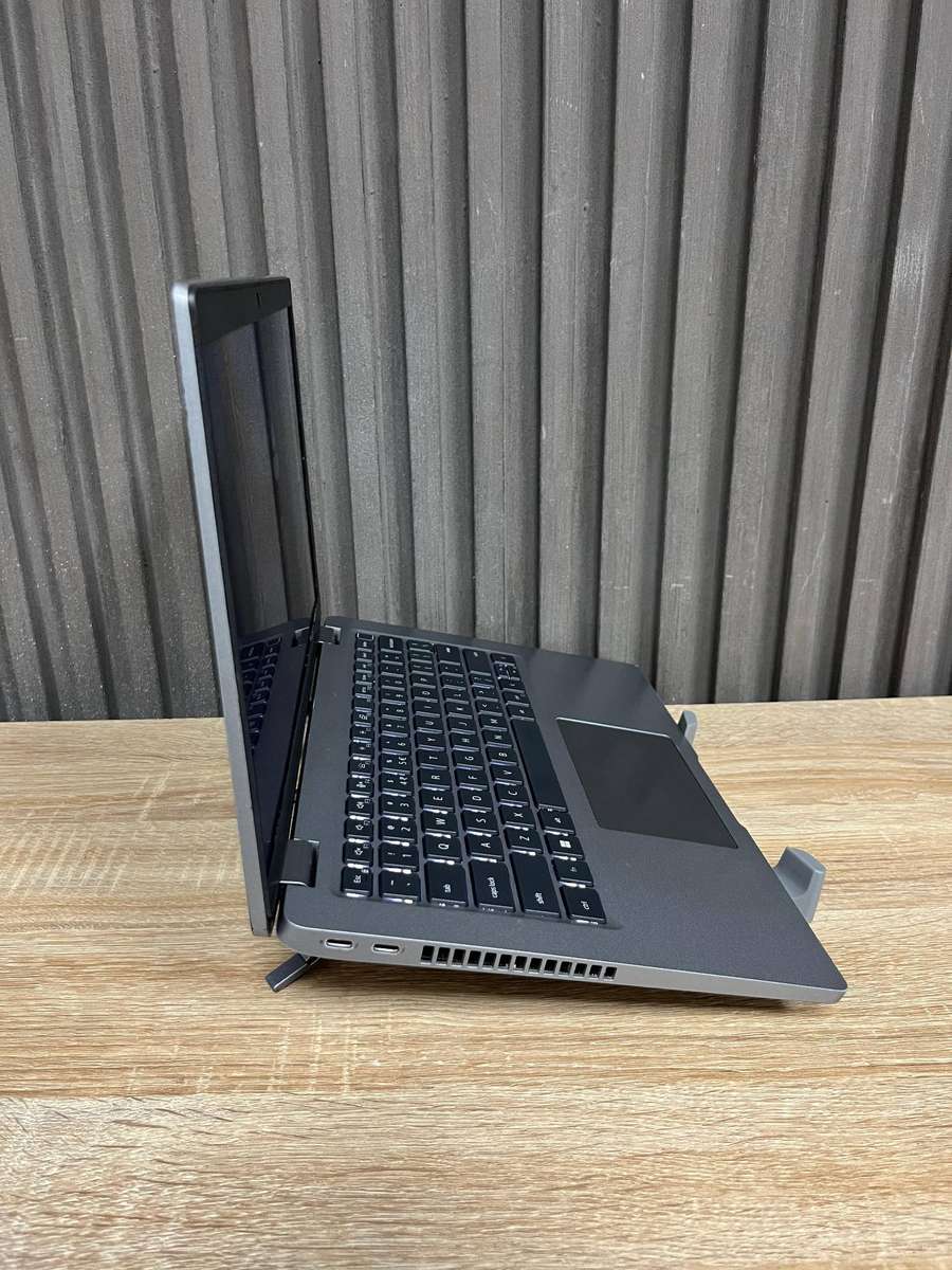 Dell Latitude 5430  Intel Core i7 12th Gen