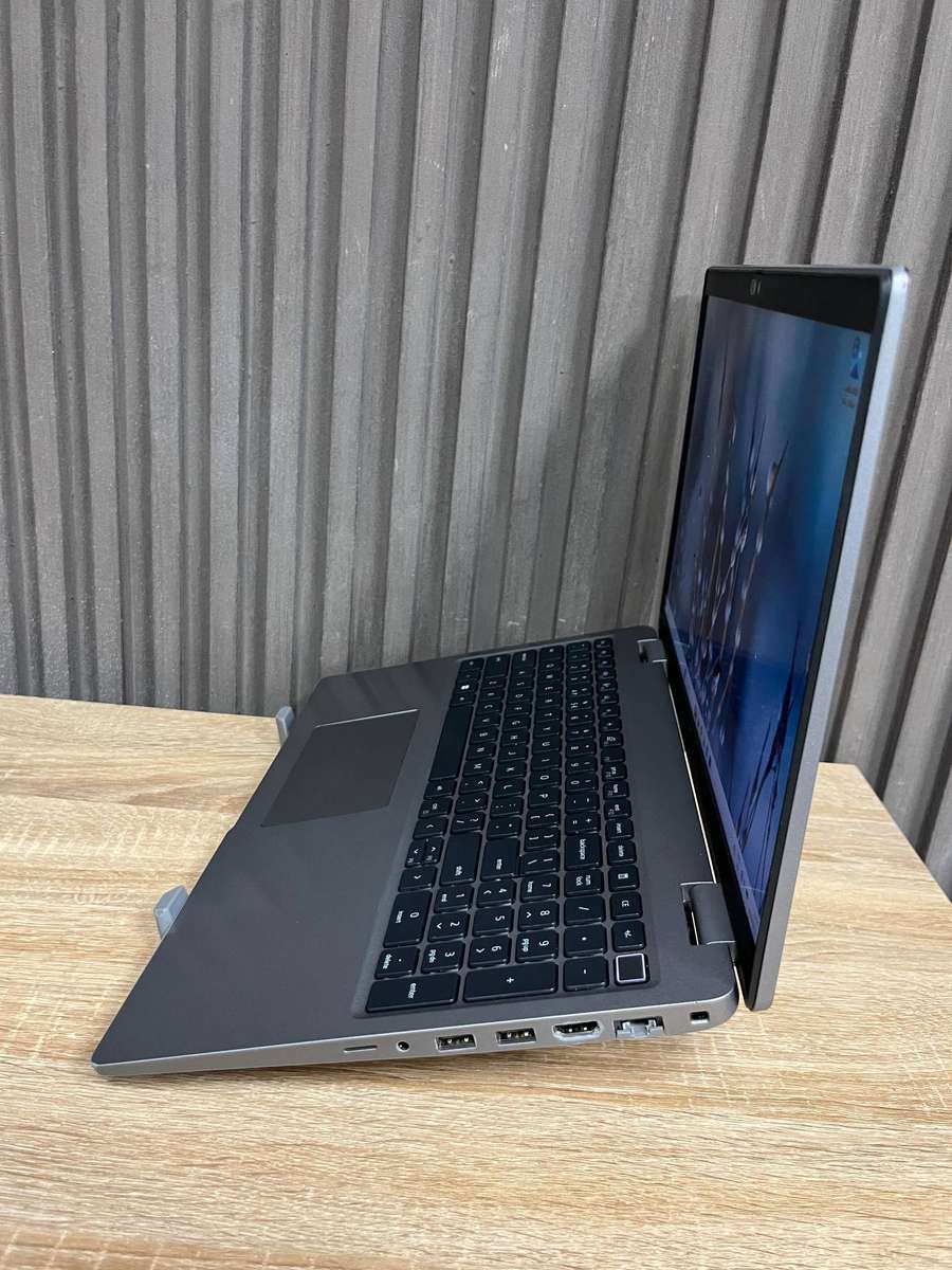 Dell Latitude 5540  Intel Core i7 vPro 13th Gen