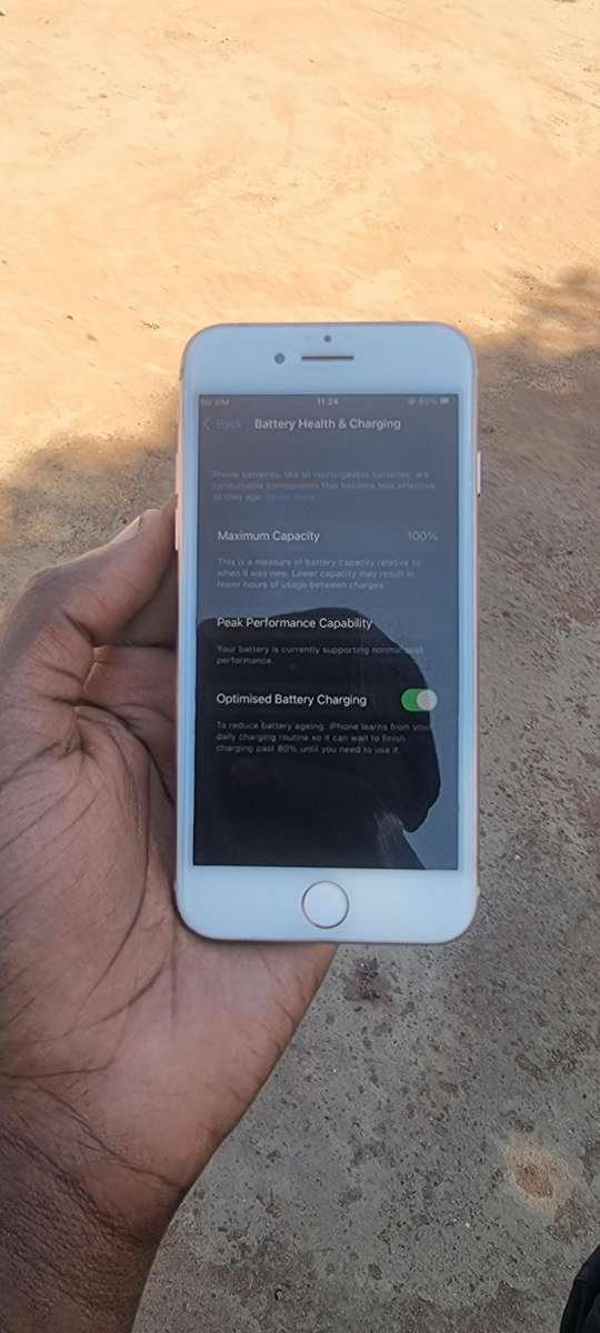 Apple iPhone 8 64GB Gold