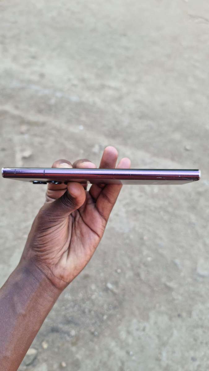 Samsung Galaxy S22 Ultra 5G 128GB SM-S908B