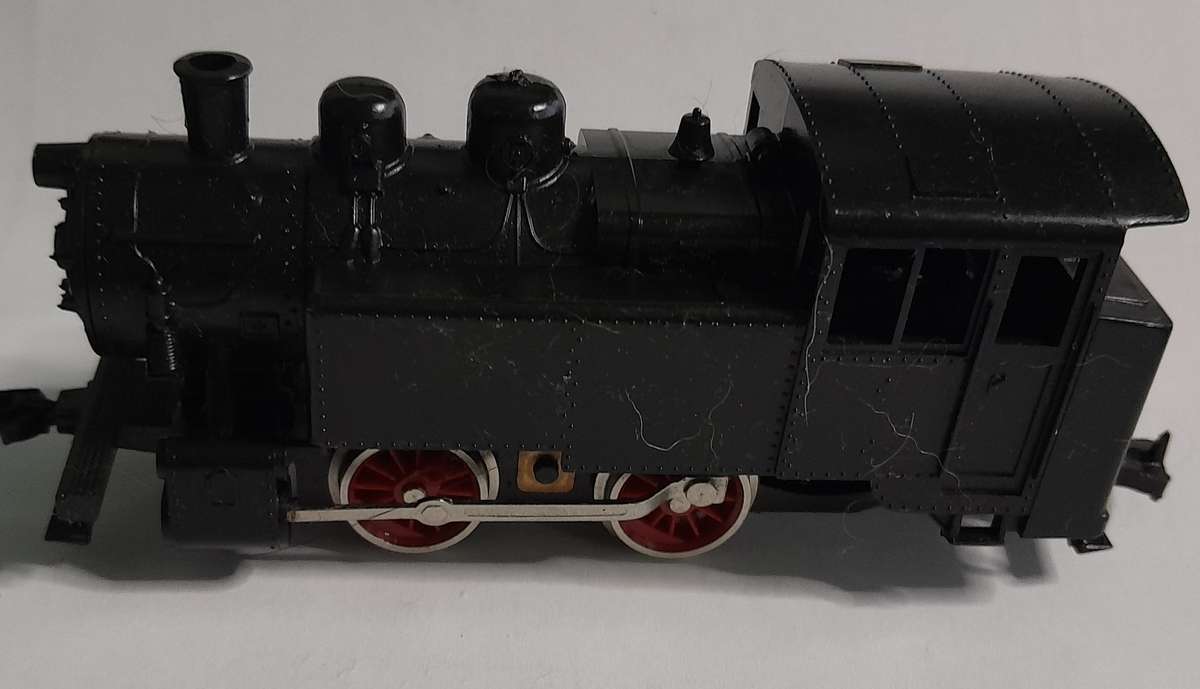 Lima HO: 0-4-0Lighted Tank Steam Locomotive