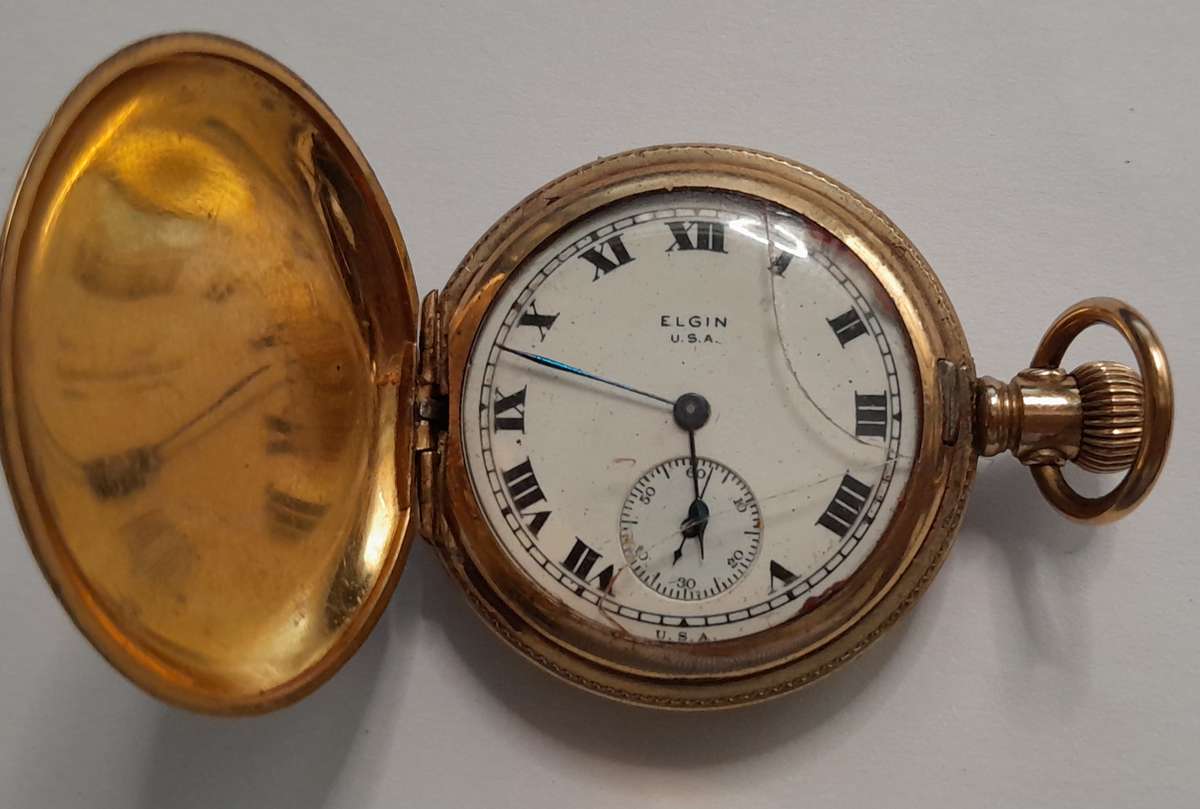 Elgin 1918 full hunter gold plated pocket watch