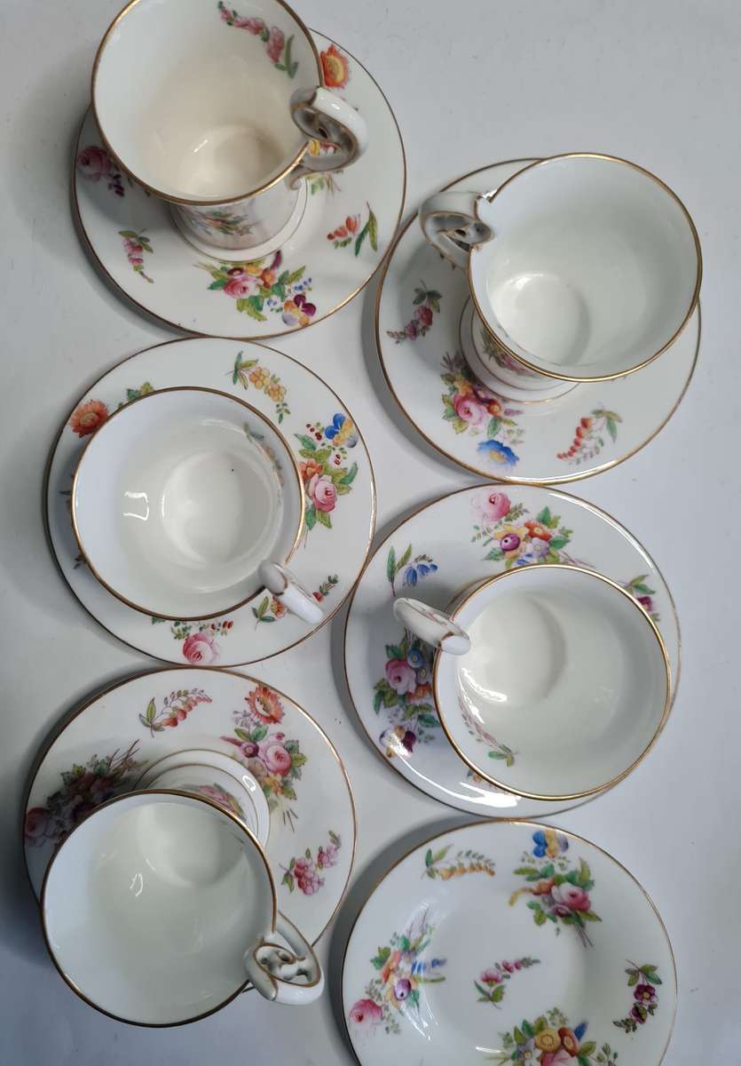 Coalport 1141 tea cup and saucer set