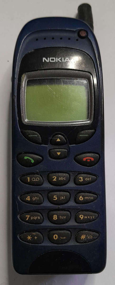 Nokia 6150 Cellphone