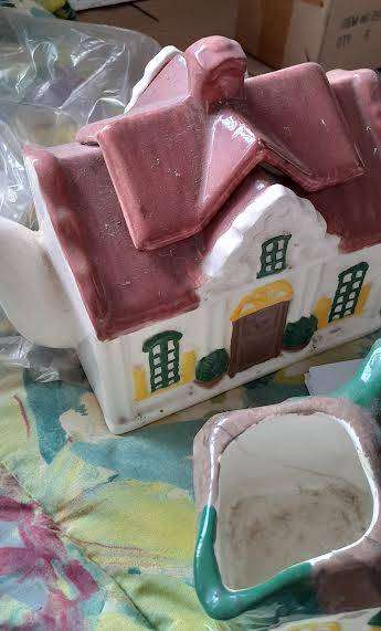 Ceramic House Tea Set